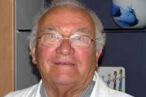 <p>Dr. Herbert Weber, Kieferorthopäde</p>